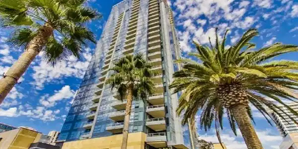 1325 Pacific Hwy