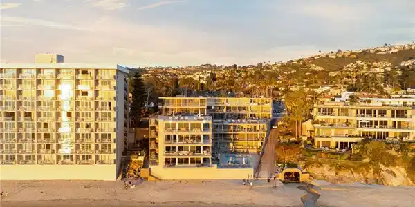 1585 S Coast