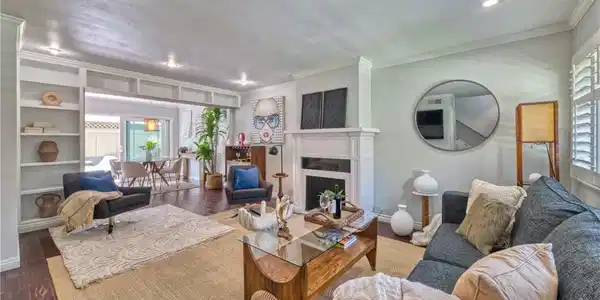 25 Sand Dollar Court