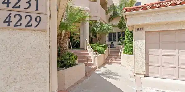 4229 Harbour Island Lane