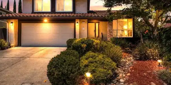 2307 Oak Glen Cir