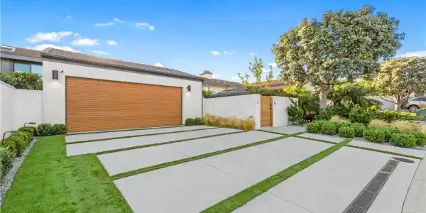 3 Jasmine Creek Dr