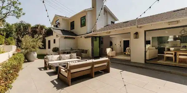 252 N Kenter Avenue