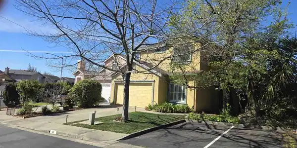 116 Bayhurst Dr