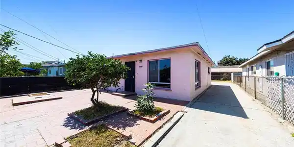 1043 Blinn Avenue
