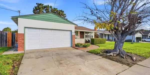 36164 Cabrillo Dr
