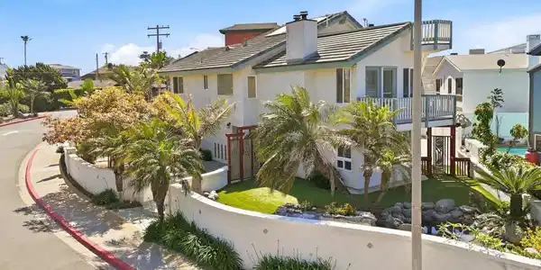 2438 Ocean Street