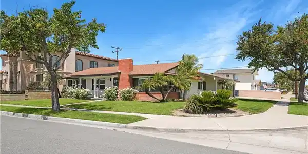 9433 Geranium Circle