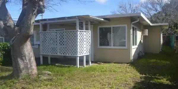 92 Beach Dr