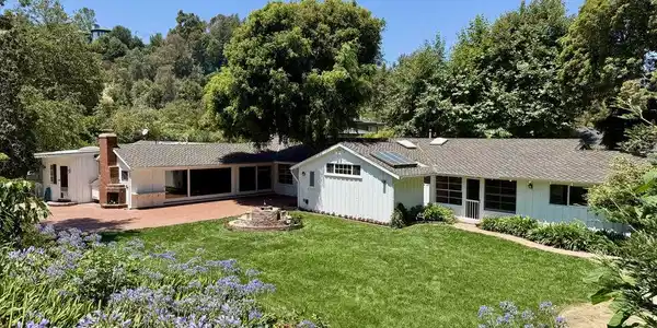 1754 Mandeville Canyon Road