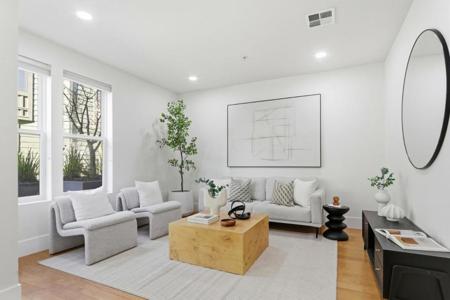 823 Altaire Walk