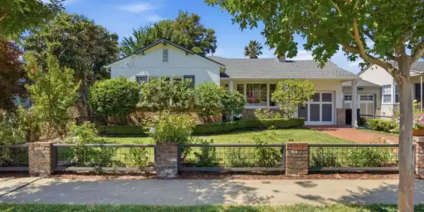 921 Azalea Avenue