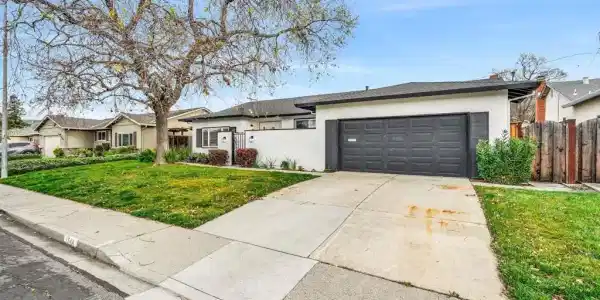 1548 Dianda Dr