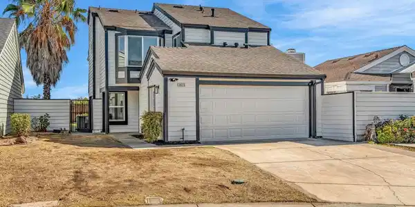 3625 Leafwood Cir
