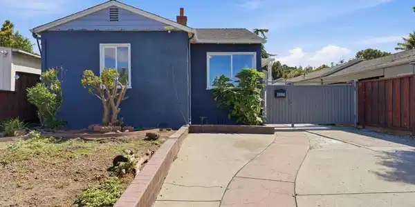1686 Grand Avenue