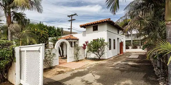 774 Laguna