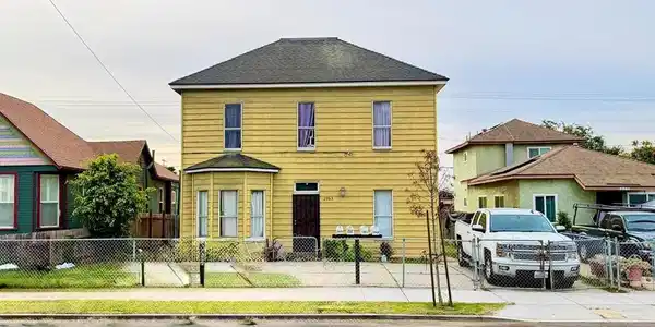 2949 Logan Avenue