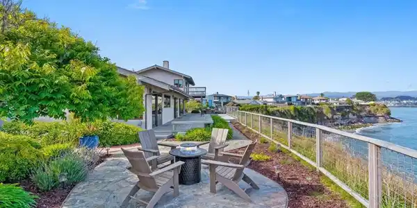 4250 Opal Cliff Drive