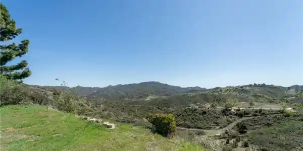 1542 Decker Canyon Road