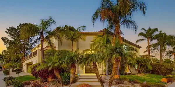5247 Ocean Breeze Ct