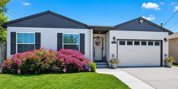 1640 Via Escondido
