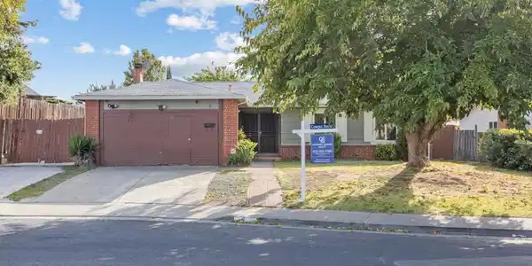 4 Crowley Ct