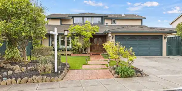 230 Duck Court
