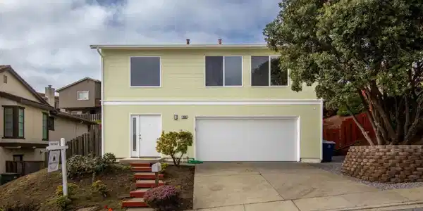 2608 Gellert Court