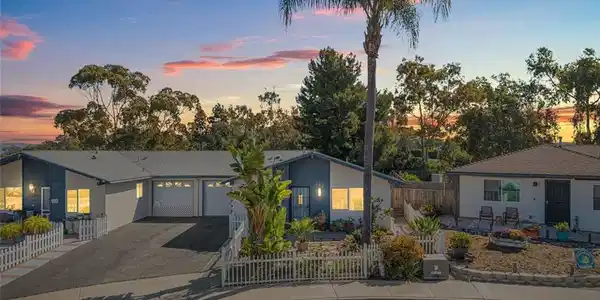 392 San Dimas