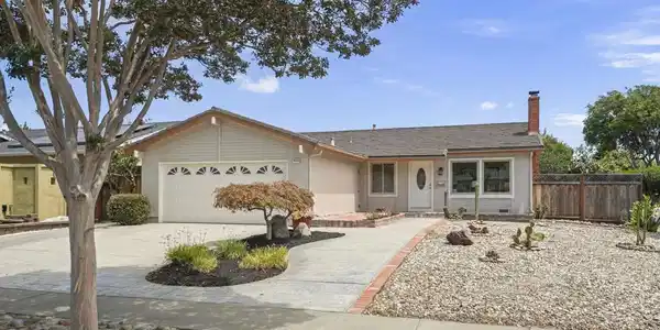 36294 Darvon St