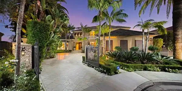 6 Windemere Court