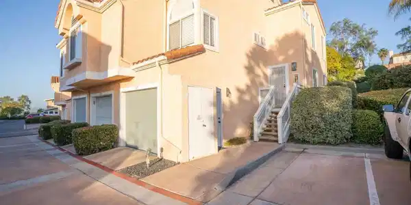 726 Buena Tierra Way