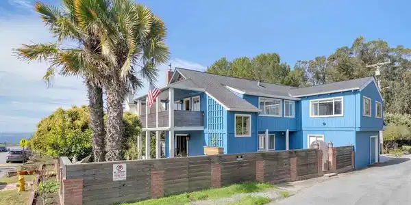 61 Ocean Street