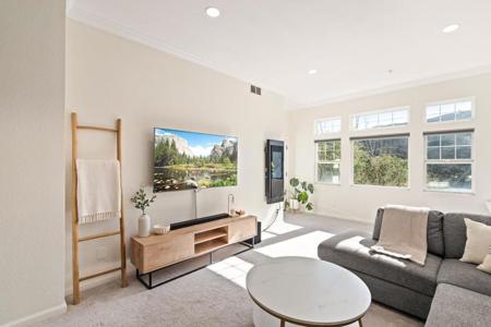 833 Swallowtail Court