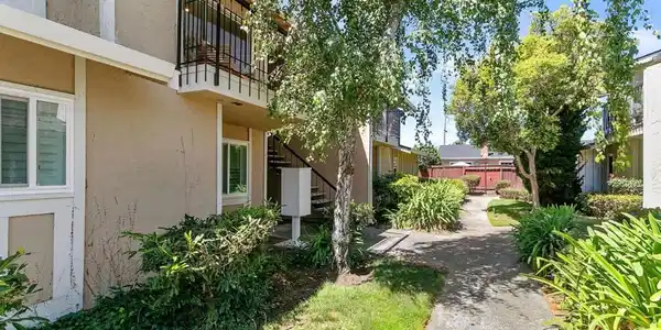 14447 Doolittle Drive