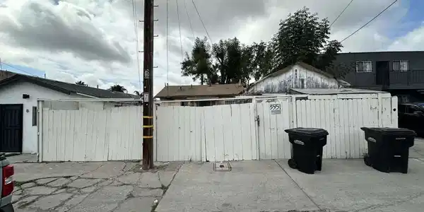 3549 51 42nd St