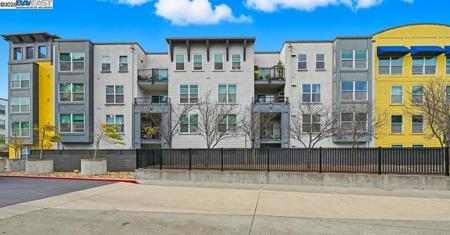 8100 Oceanview Ter