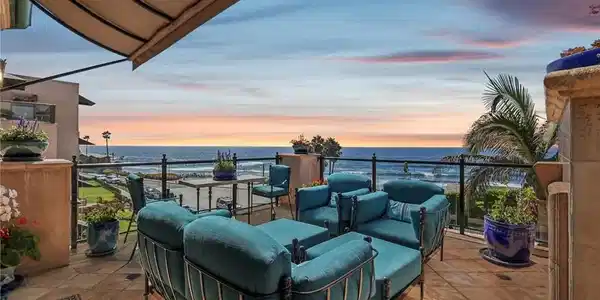 357 Coast Boulevard S