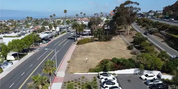 1315 S El Camino Real