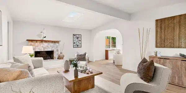 4927 Chateau Drive
