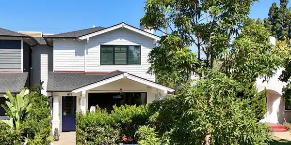 872 C Ave