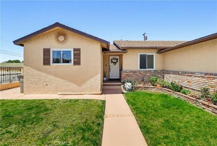 555 W Shadwell