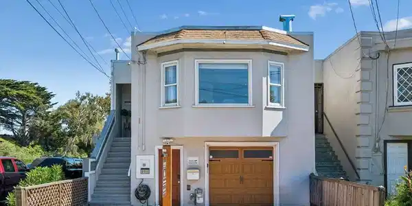 998 Hensley Avenue
