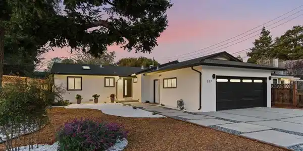 337 Roble Avenue