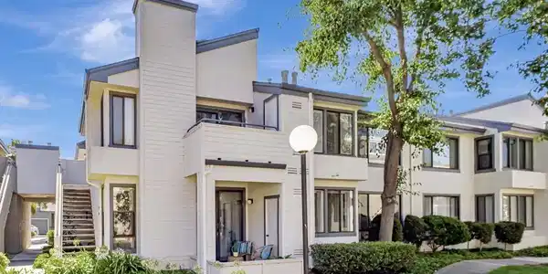6452 Buena Vista Dr