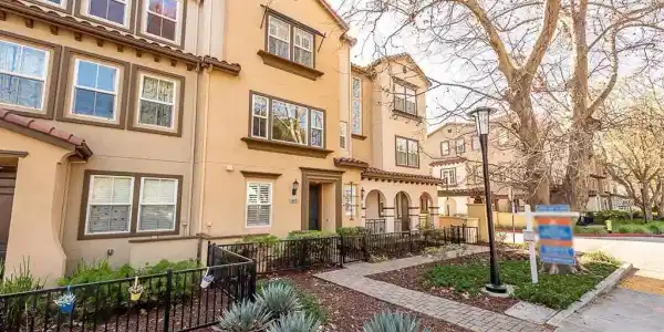 33479 Alvarado Niles Rd