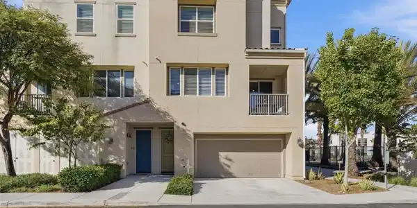 1251 Paseo Sea Grass