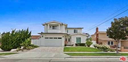 4903 White Court