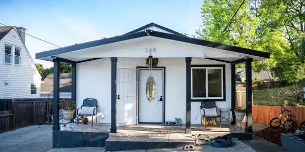 348 Valle Vista Ave