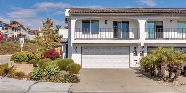 601 Vista Pacifica